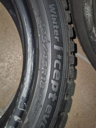 4 Neumáticos invierno Mercedes Hankook nuevos 