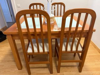Mesa Comedor Extensible Madera con 4 Sillas