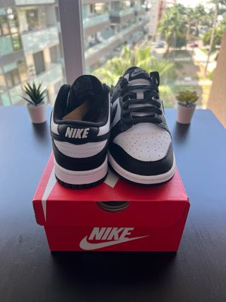 Nike Dunk Low Next Nature Panda Negro Blanco