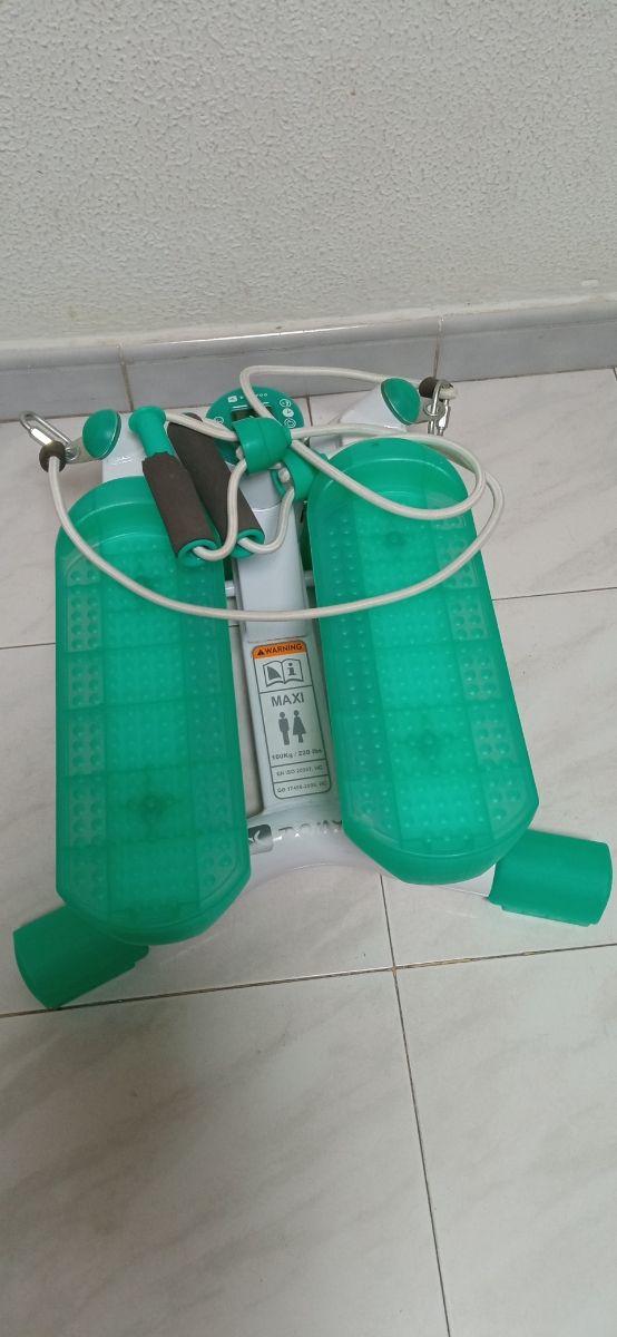 Elíptica con bandas elásticas