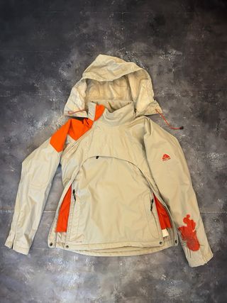 giacca Nike acg da  donna