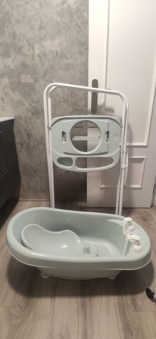 Bañera para bebé con soporte