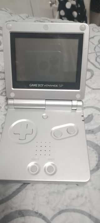 Nintendo Game Boy Advance SP Plata