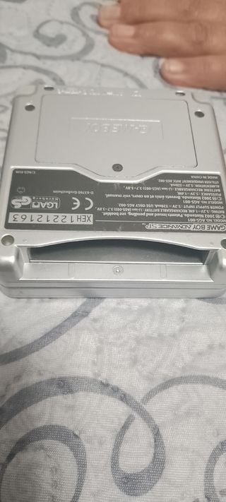 Nintendo Game Boy Advance SP Plata