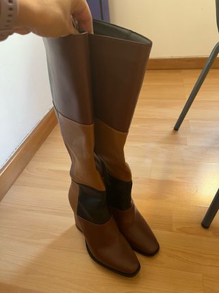 Botas de cuero altas marrones y negras