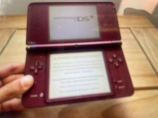 Nintendo DSi XL Burdeos