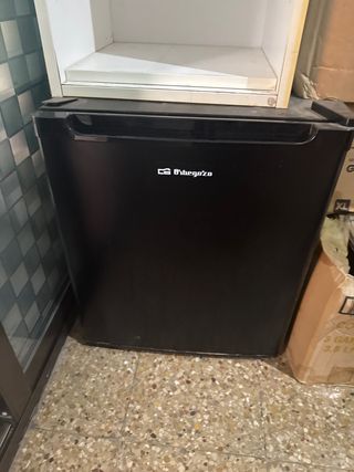 Nevera mini bar Orbegozo