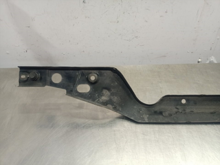 TRAVESAÑO SUPERIOR CHRYSLER JEEP CHEROKEE (KJ)