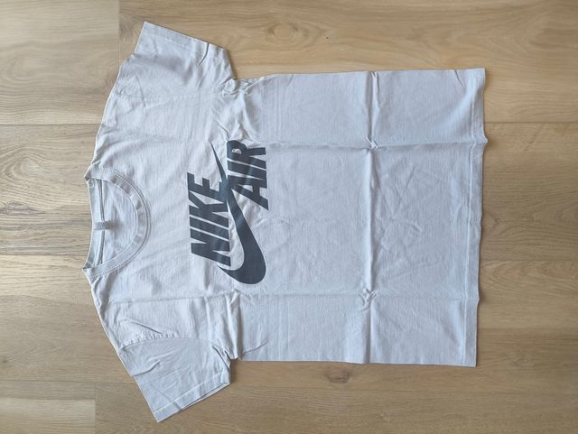 Camiseta nike air gris
