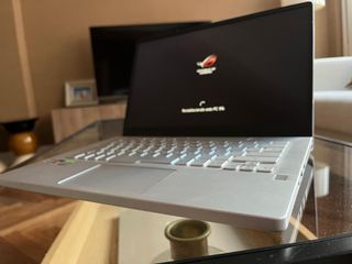 Asus ROG Zephyrus G14 GA401IV-HE022 Ryzen 7