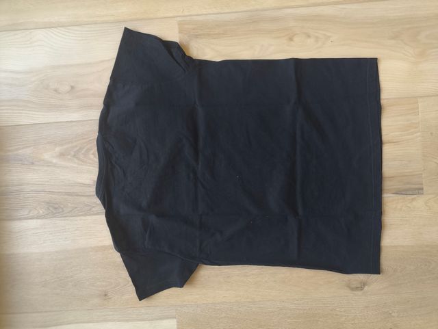 Camiseta Nike Negra Logo Blanco