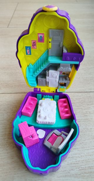 Polly Pocket Pastel Cupcake