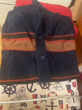 Lote 4 jerséis y chaqueta T. XL