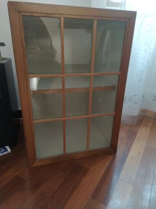 Mobiletto con anta di vetro 