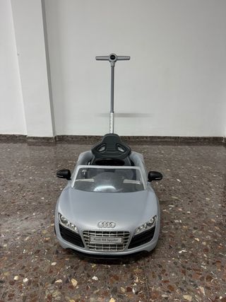 Coche andador Audi R8 Spyder para niños