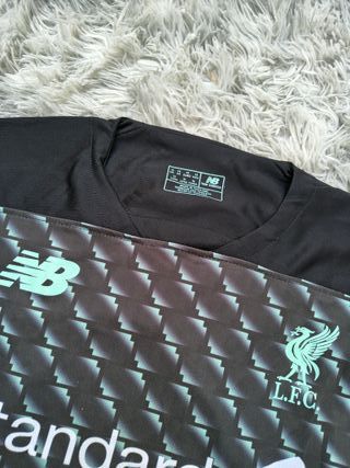 Camiseta Liverpool New Balance Talla XS