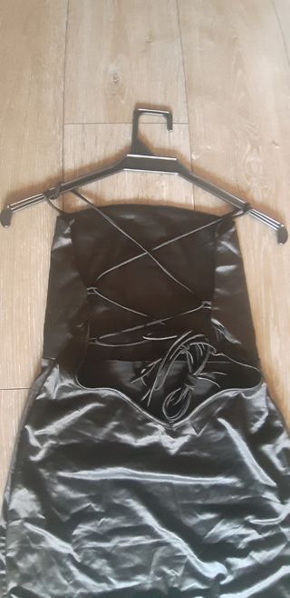 Vestido satinado negro talla M