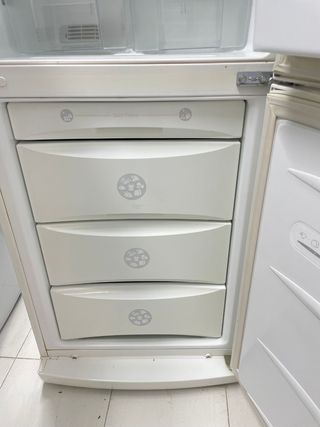 Oferta 170€ Nevera LG blanca Altura 1.88 con garan