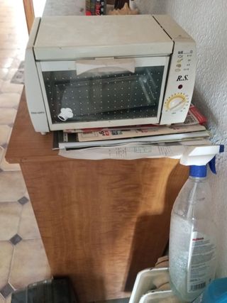 Horno tostador pequeño R.S.