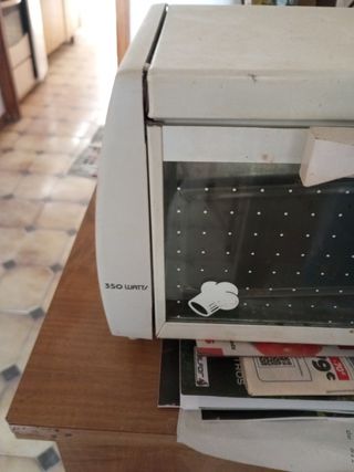 Horno tostador pequeño R.S.