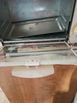 Horno tostador pequeño R.S.