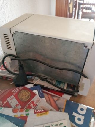 Horno tostador pequeño R.S.