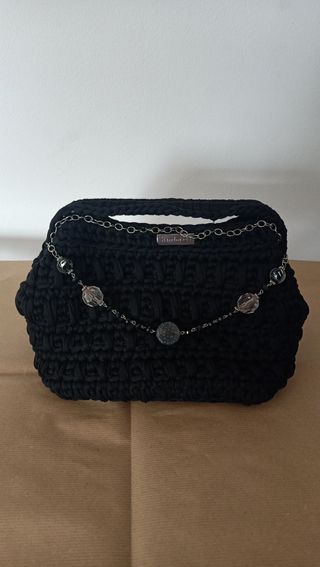 Borsa clutch uncinetto nera