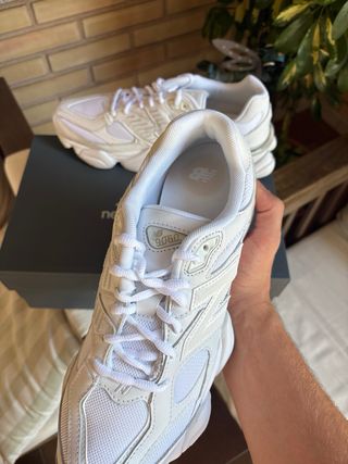 New Balance 9060 Triple White Talla 43