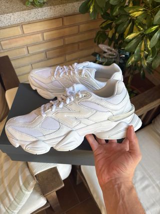 New Balance 9060 Triple White Talla 43