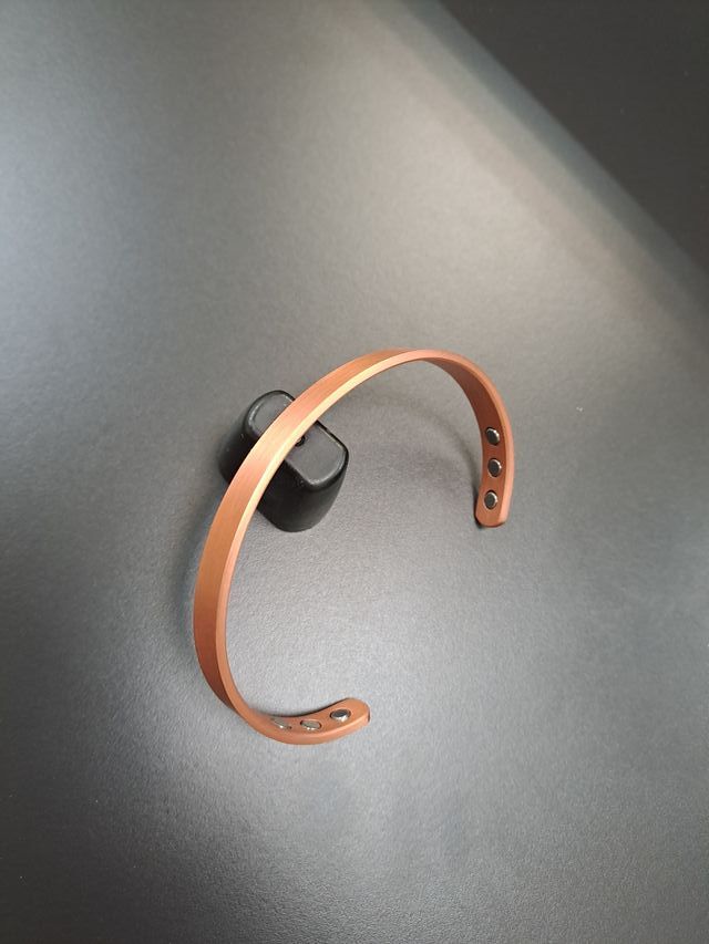 Pulsera cobre magnética lisa nueva