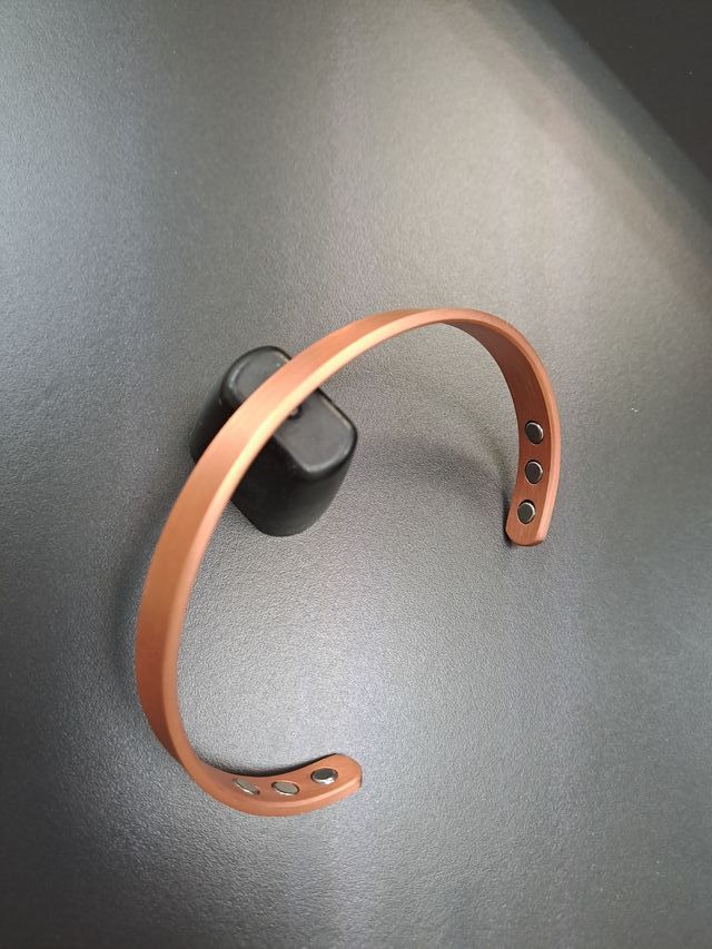 Pulsera cobre magnética lisa nueva