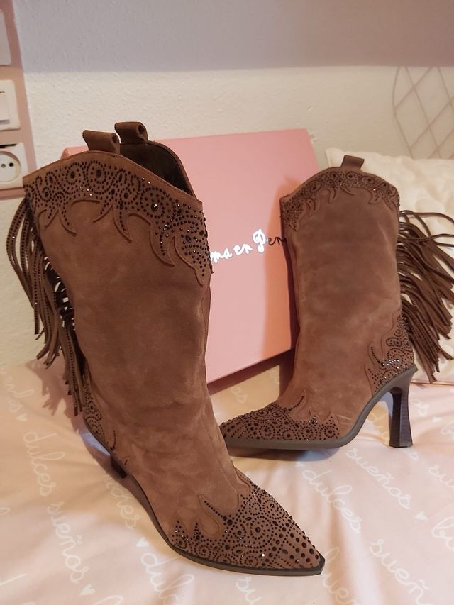 Botas sin estrenar de Alma en Pena