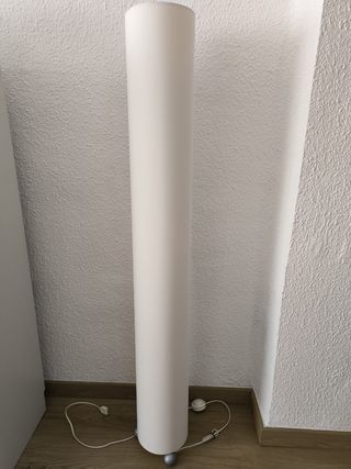 Lámpara de pie moderna