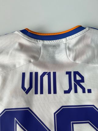 Camiseta original Real Madrid 2021 2022 Vinicius