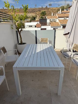 Mesa de jardín extensible 180-240x100 cm