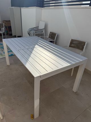 Mesa de jardín extensible 180-240x100 cm