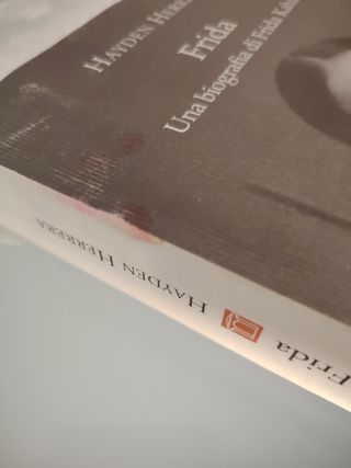 Frida. Una biografia di Frida Kahlo