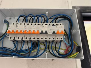 trabajos eléctricos