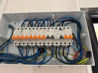 trabajos eléctricos