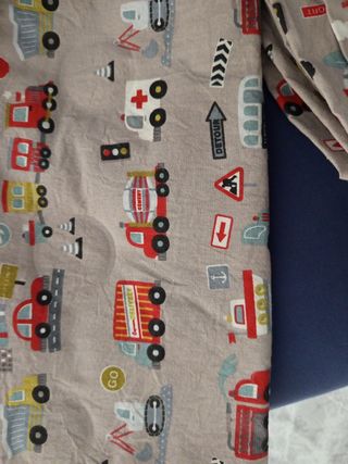 Cortinas con estampado infantil