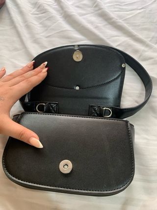 Bolso Diesel Negro Logo Ovalado