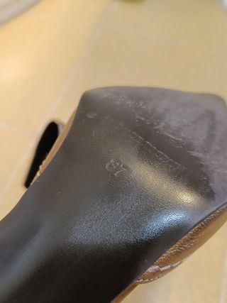 Zapatos MENTA dorados tacón fino