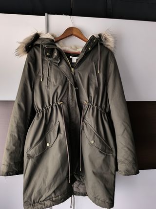 Abrigo premamá H&M verde militar
