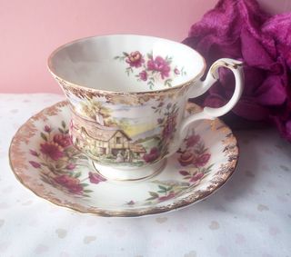 Tazza da tè Royal Albert rara