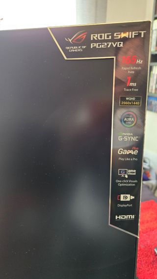  Asus ROG Swift PG27VQ Monitor curvo