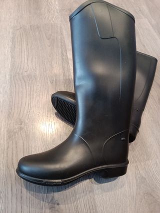 Botas de agua negras