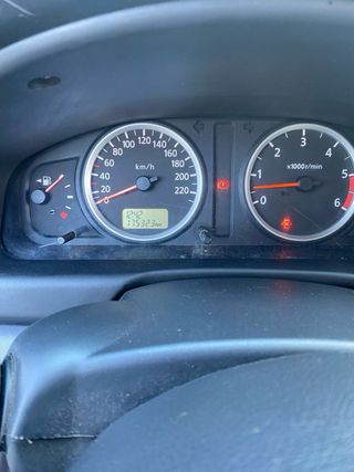 Nissan Almera 2.2 dci