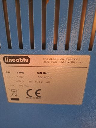 Mesa de planchado con caldera y plancha