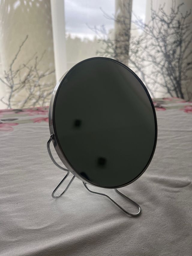 Specchio da trucco da tavolo