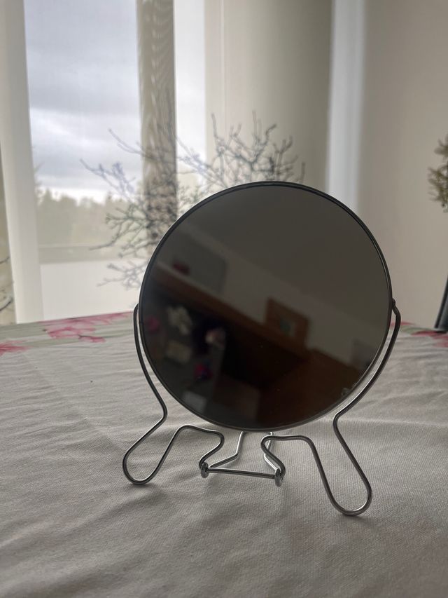 Specchio da trucco da tavolo